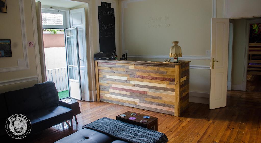 Music Hall Lisbon Hostel Экстерьер фото